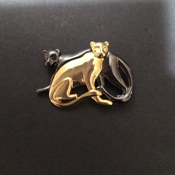 Bundle 2 for $15 Gold and Black Tone Panther Brooch - Picture 2 of 4
